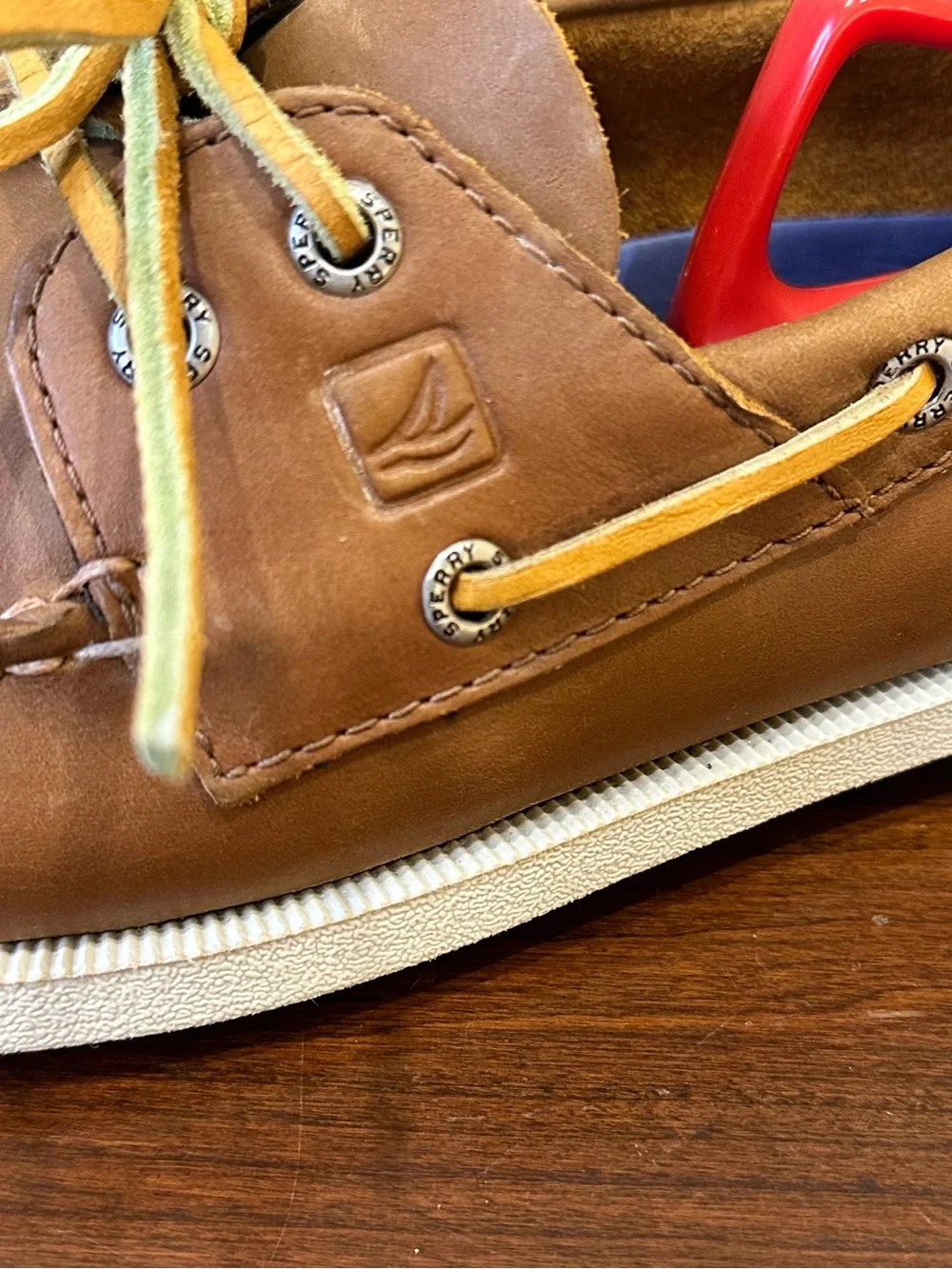 Sperry Top-Sider Men's Authentic Original 2-Eye Boat Shoes Sahara Size 10M